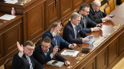 Ministři v Poslanecké sněmovně