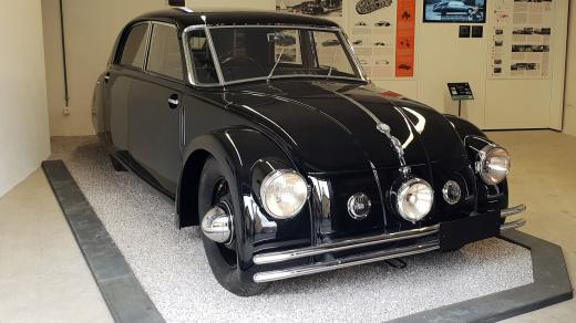 Prvorepubliková Tatra 77a