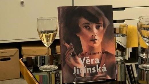 Monografie o Věře Jičínské pokřtěna