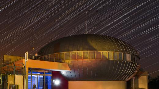 Digitální planetárium Hradec Králové