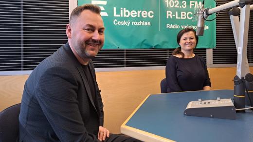 Starosta Hejnic Jaroslav Demčák (SLK) a místostarostka Lucie Podhorová (Živé Hejnice)