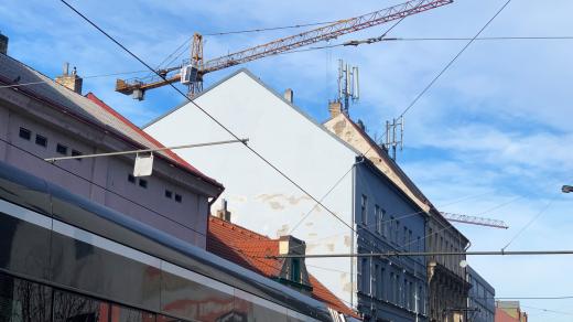 Mladí umělci a studenti budou umělecky i vědecky zkoumat rapidně gentrifikující se oblast Libně