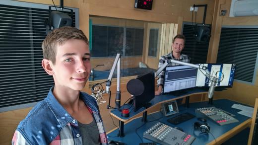 Antonín Kašpar a moderátor Jakub Marvan