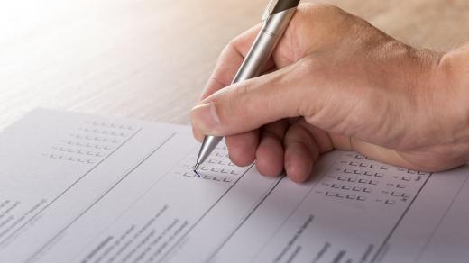 Čím blíže k volbám, tím jsou předvolební průzkumy přesnější