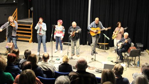 Koncert kapely Sem Tam ve studiovém sále Českého rozhlasu České Budějovice