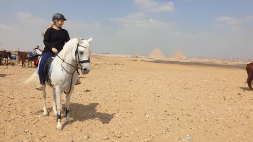 „Vždycky jsem si přála bílého Araba, to byl můj sen, tak mi to manžel splnil,“ směje se  Monika Osamová původem z Orlové