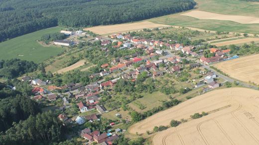 Obec Karlovice na Zlínsku, letecký pohled