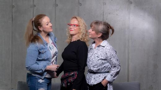 Polední sirény Jitka Asterová, Linda Finková a Sandra Pogodová