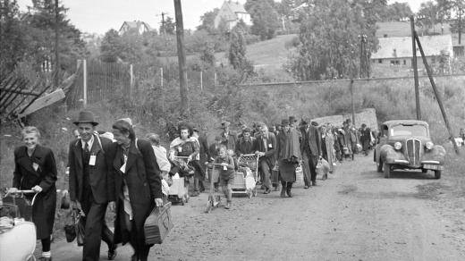Odsun Němců z libereckého sběrného tábora