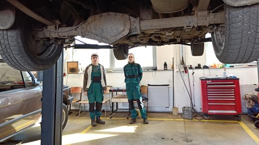 Ve Frýdlantu se učí budoucí automechanici