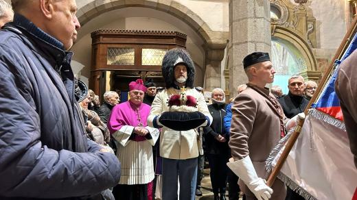 Vévodské rekviem za Karla Schwarzenberga v kostele svatého Víta v Českém Krumlově