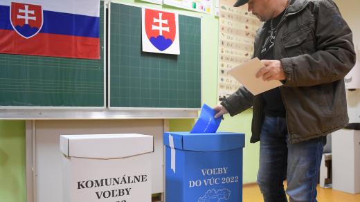 Na Slovensku se konaly krajské a zároveň i komunální volby