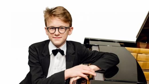 Klavírista Jan Čmejla se stal vítězem rozhlasové soutěže Concertino Praga 2019