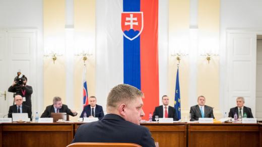 Slovenský expremiér Robert Fico odpovídal na dotazy poslanců, proč chce být členem ústavního soudu