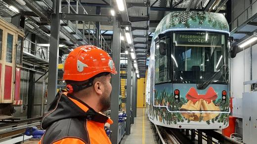 Plzeňská vánoční tramvaj