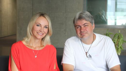 Petr Hudský a moderátorka Jitka Novotná