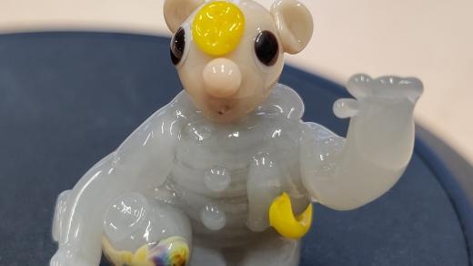 Jeden z prototypů skleněného Hurvínka-kosmonauta