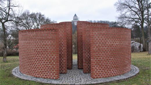 Parmiggianiho Dům pod půlměsícem v soboteckém městském parku v Boleslavské ulici