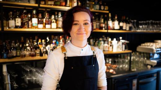 Barmanka Bára Kulhánková je světovou šampionkou
