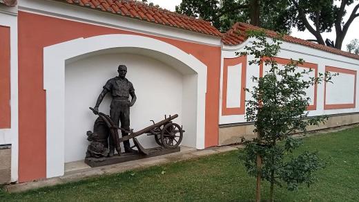 Nové arboretum u Muzea a galerie severního Plzeňska v Mariánské Týnici