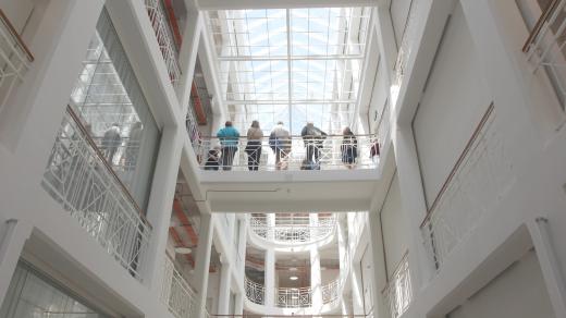 Návštěvníci DOD se mohli kochat pohledy na naši budovu z různých míst