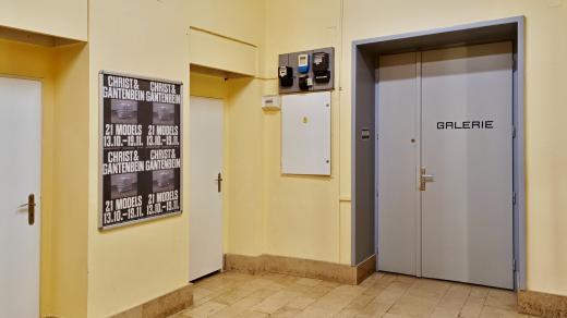 Vstup do galerie v Domě umění v Českých Budějovicích