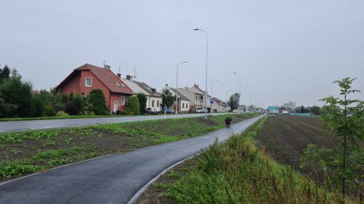 Nová cyklostezka v olomoucké Chválkovické ulici