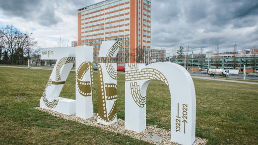 Baťův mrakodrap. budova č. 21, dnes sídlo Krajského úřadu Zlínského kraje