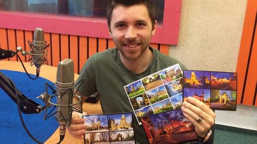Robert Průcha ve studiu Českého rozhlasu Hradec Králové