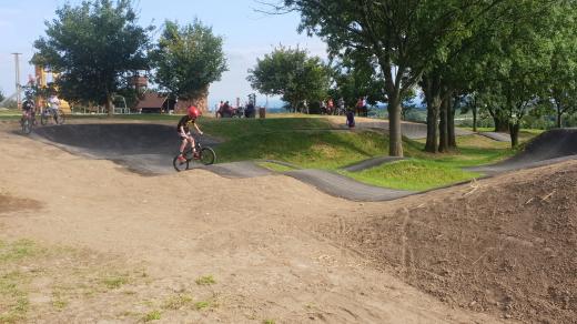 Nová pumptracková dráha v Ostravě-Hošťálkovicích