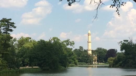Minaretu v Lednici se někdy také říká Turecká věž