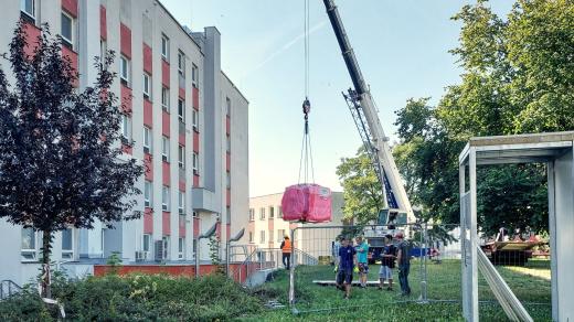 Instalace magnetické rezonance v kolínské nemocnici