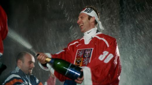 Dominik Hašek vychytal Kanaďany, pro které byla jeho životní forma osudnou