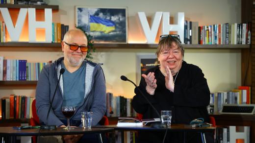 Spisovatel Aleš Palán a fotografka Libuše Jarcovjáková