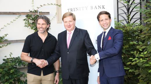 Jaromír Jágr, Radomír Lapčík, šéf Trinity Bank a Lukáš Kovanda