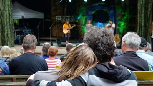 Atmosféra na festivalu Porta v Řevnicích