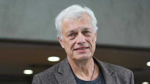 Vladimír Beneš, neurochirurg