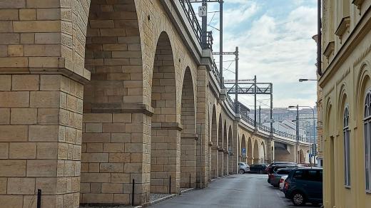 Negrelliho viadukt prošel nedávno významnou rekonstrukcí