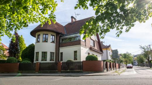 Vila č.p. 814 v Bulharské ulici v Pardubicích byla postavená podle projektu Karla Řepy