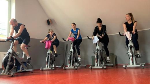 Charitativní spinningový maraton v Táboře pro hospic