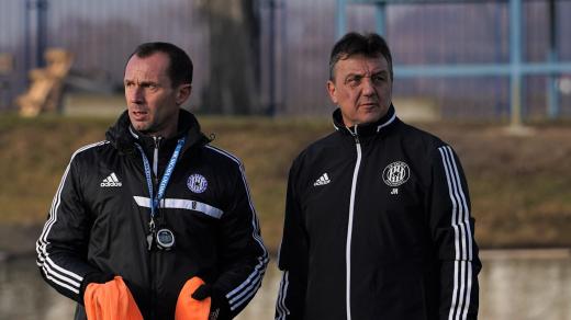 Trenéři Radoslav Látal a Jiří Neček