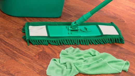 Úklid, mop, hadr, kbelík