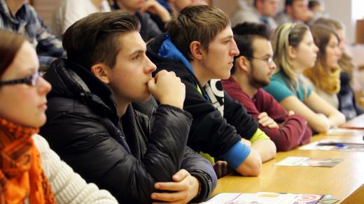 Vysokoškoláci, studenti, univerzita