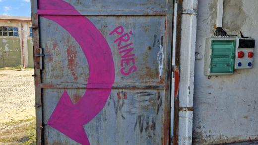 Nové re-use centrum v Jihlavě přijímá od lidí nepoužívané věci