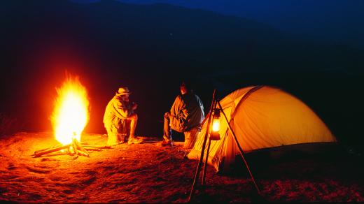 Oheň, stan, tramping, táboření