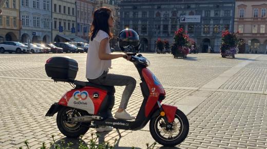 Sdílený elektroskútr v Českých Budějovicích