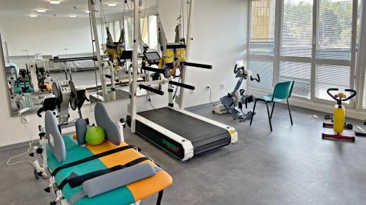 Robotické přístroje pro rehabilitaci