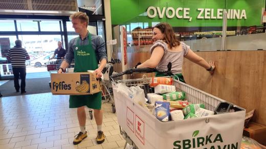 Potravinová sbírka v Jindřichově Hradci