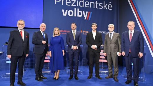 Debata prezidentských kandidátů ve studiu Českého rozhlasu