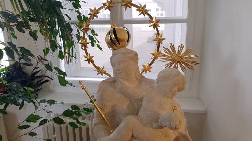 Kopie sochy Panny Marie